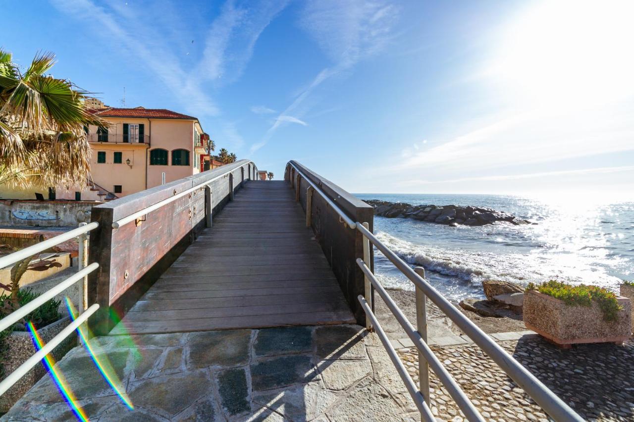 Ferienwohnung Casa Zaretta Imperia Exterior foto